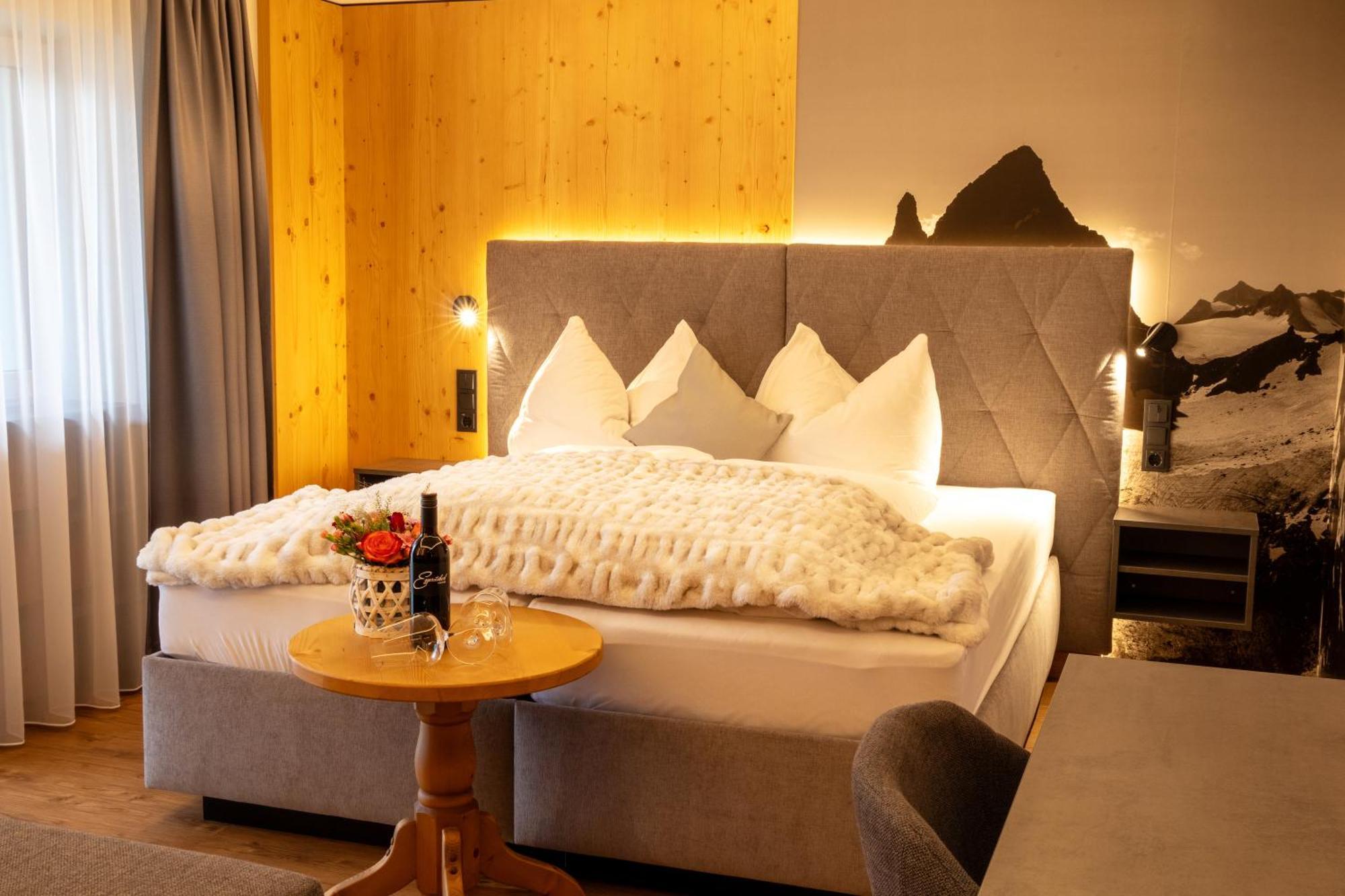 Eggerstueberl Hotell Ischgl Eksteriør bilde